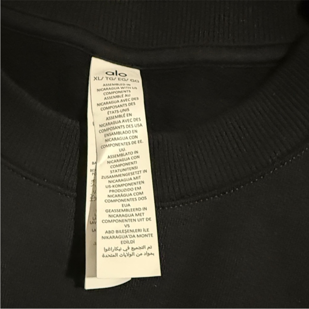 Alo Black Crewneck Sweatshirt – Unisex – Size XL - Picture 3 of 3